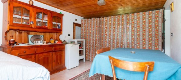 3-salle Maison à Barge, Italy No. 143060 2