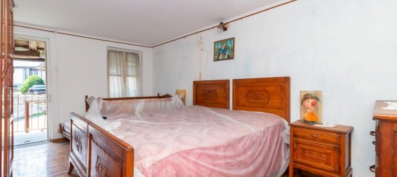 3-salle Maison à Barge, Italy No. 143060 13