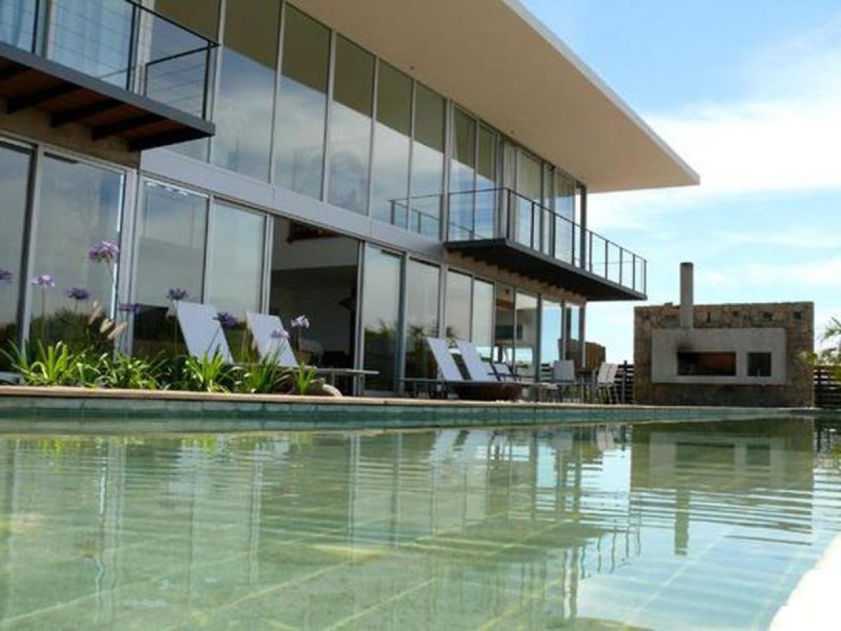 6 bedrooms House in Maldonado, Uruguay No. 1382