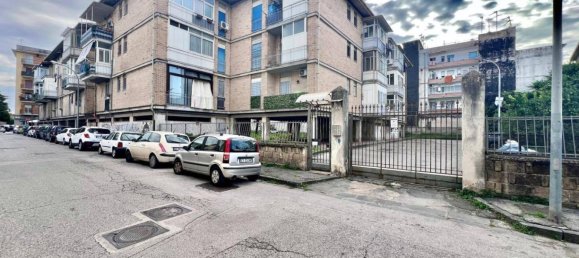 Квартира с 4 спальнями в Сант Антимо, Италия № 112197 8