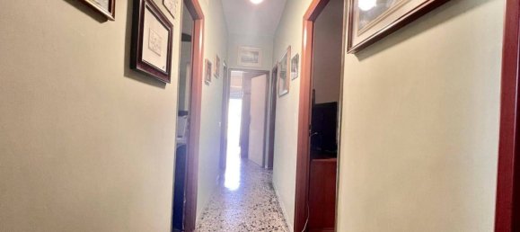 Квартира с 4 спальнями в Сант Антимо, Италия № 112197 16