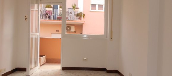 3 bedrooms Apartment in Rome, Italy No. 335476 23