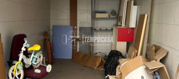 Garage in Mantua, Italy 11m², Nr. 354635 3