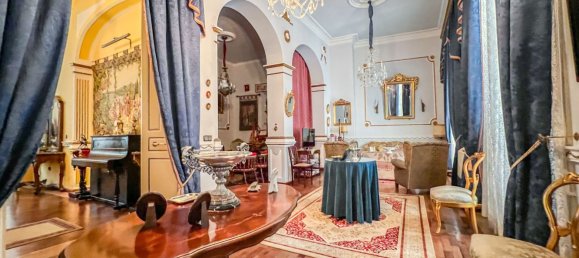 Apartamento de 4 dormitorios en Málaga, Spain No. 157642 6