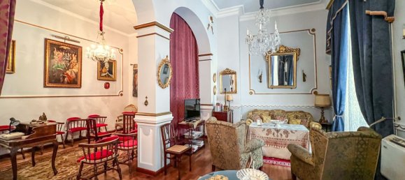 Apartamento de 4 dormitorios en Málaga, Spain No. 157642 4