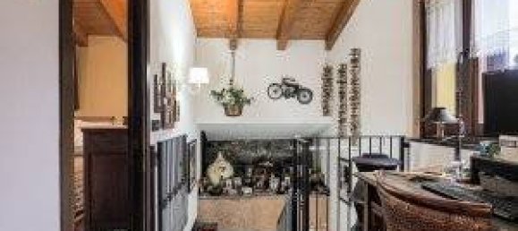 Villa de 4 dormitorios en Borghetto di Vara, Italy No. 103769 13