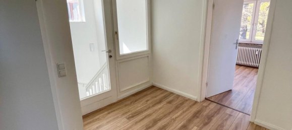 369m² Building in Bremen, Germany No. 278632 2