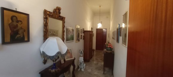 2غرفة شقة في Bari, Italy رقم 39566 9