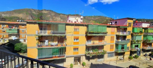 4-salle Appartement à Naples, Italy No. 25457 23