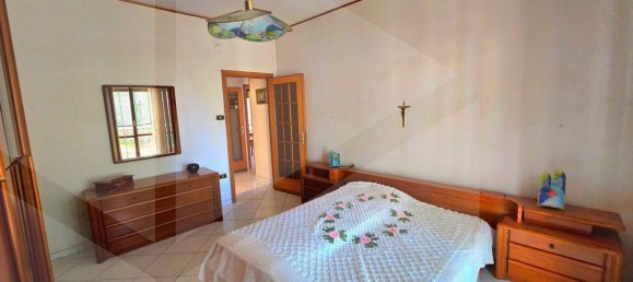 4-salle Appartement à Naples, Italy No. 25457 26