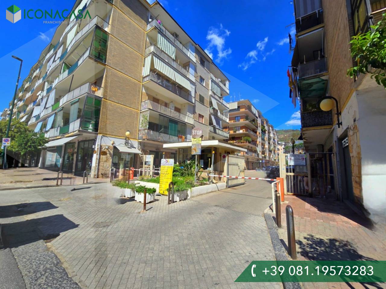 4-Zimmer Wohnung in Naples, Italy, Nr. 25457