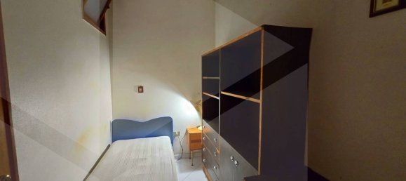 4-salle Appartement à Naples, Italy No. 25457 30