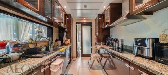 Квартира с 2 спальнями в Дубай Марина, ОАЭ № 105283 3