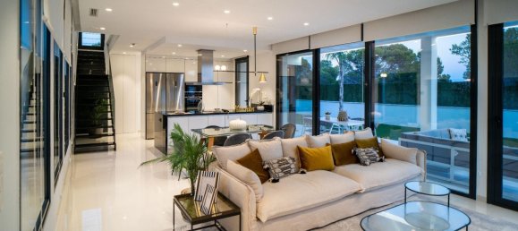 3 bedrooms House in Benidorm, Spain No. 12166 5