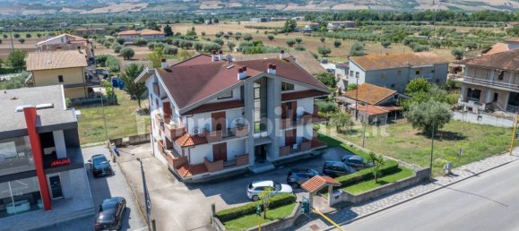 Квартира с 3 спальнями в Розето дельи Абруцци, Италия № 259261 13