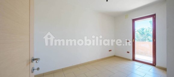 Квартира с 3 спальнями в Розето дельи Абруцци, Италия № 259261 8