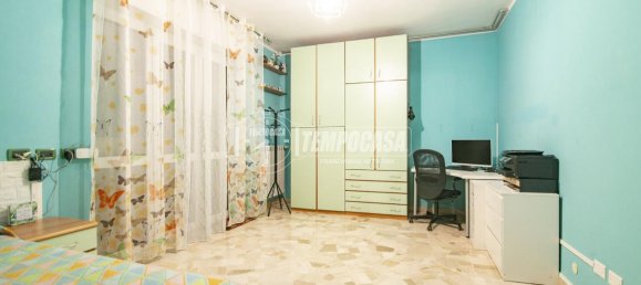Apartamento de 3 habitaciónes en Sesto San Giovanni, Italy No. 154110 3