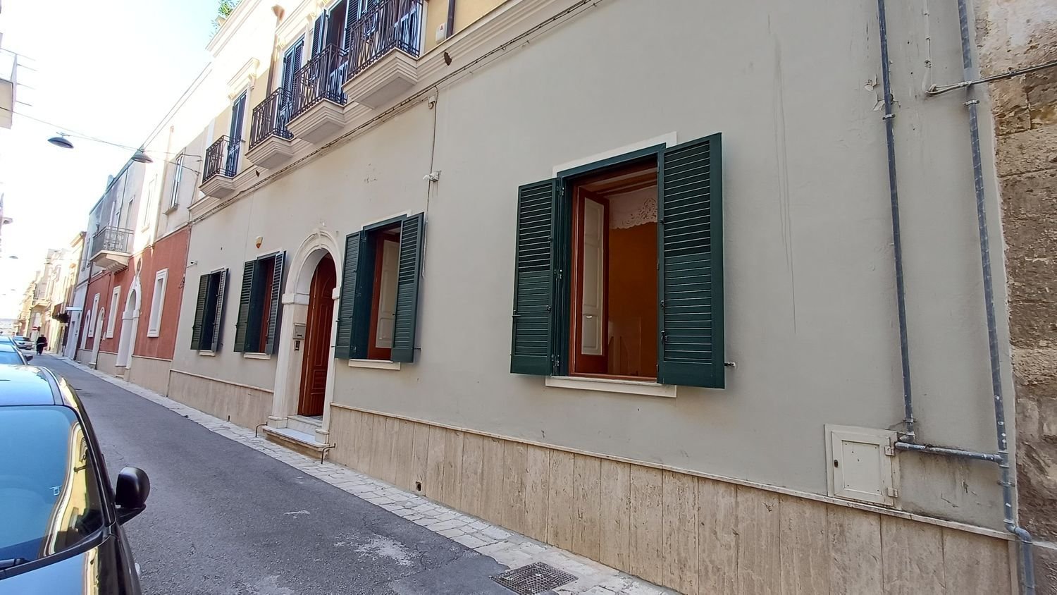 9 bedrooms Castles in Francavilla Fontana, Italy No. 374952