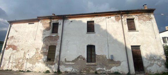Casa de 7 divisões em San Martino Buon Albergo, Italy N.º 218088 16