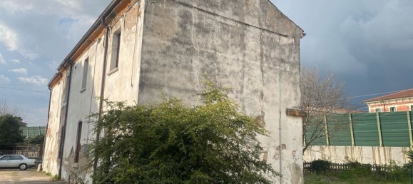 Casa de 7 divisões em San Martino Buon Albergo, Italy N.º 218088 13