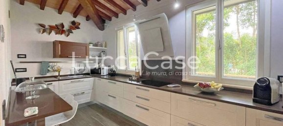 Вилла с 3 спальнями в Капаннори, Италия № 273996 15