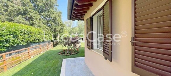 Вилла с 3 спальнями в Капаннори, Италия № 273996 4