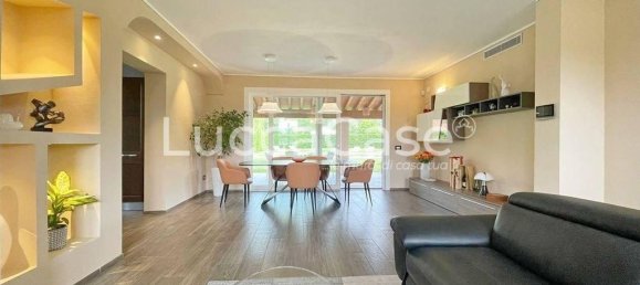 Вилла с 3 спальнями в Капаннори, Италия № 273996 11