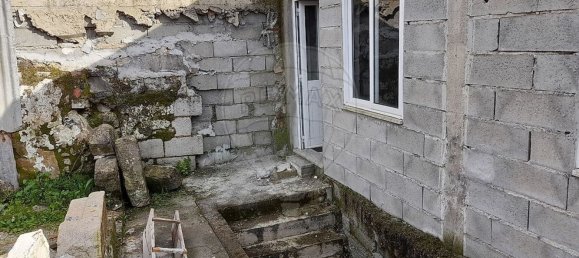 310m² Warehouse in Porto, Portugal No. 70601 10