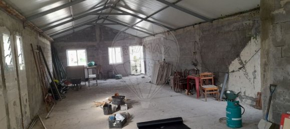 310m² Warehouse in Porto, Portugal No. 70601 4