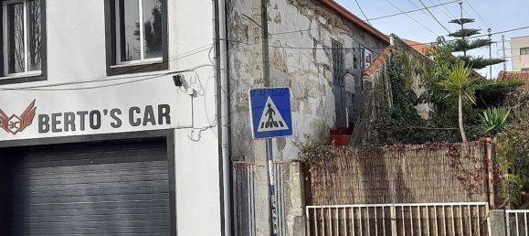 310m² Warehouse in Porto, Portugal No. 70601 12