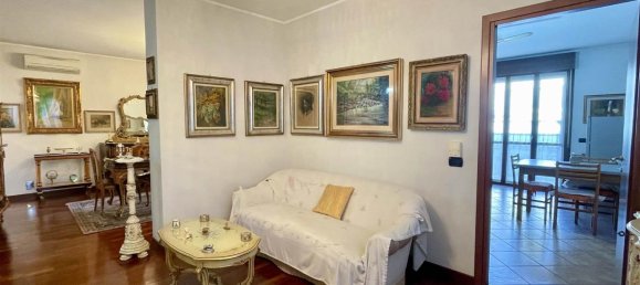 Квартира с 6 комнатами в Виджевано, Италия № 65935 10