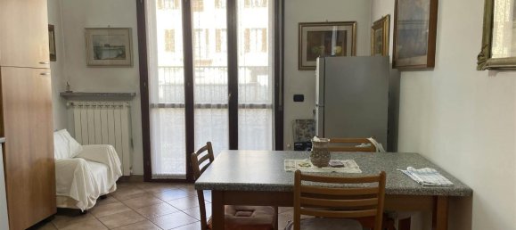 Квартира с 6 комнатами в Виджевано, Италия № 65935 11