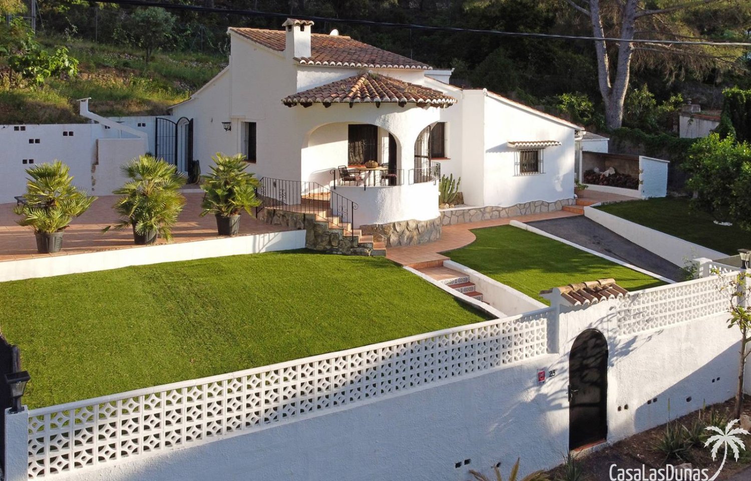 2 bedrooms House in Jalon, Spain No. 238821