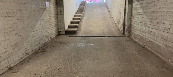  موقف سيارات في Altona, Germany رقم 369895 5