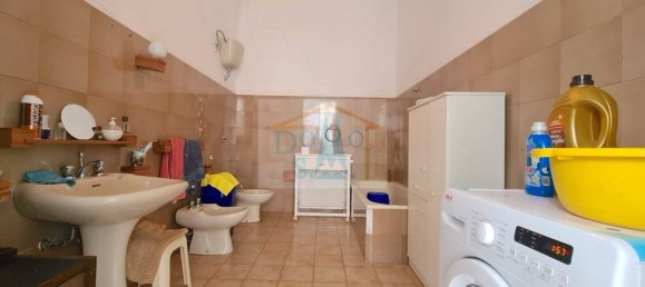 9 bedrooms Villa in Orosei, Italy No. 81037 2