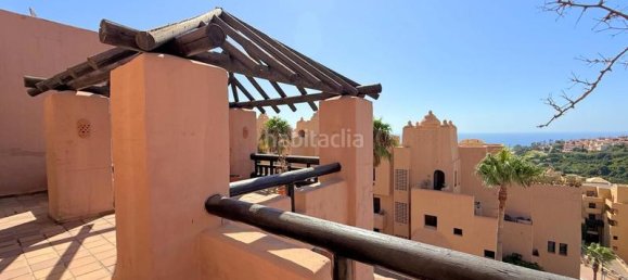 Ático de 3 dormitorios en San Luis de Sabinillas, Spain No. 135675 3