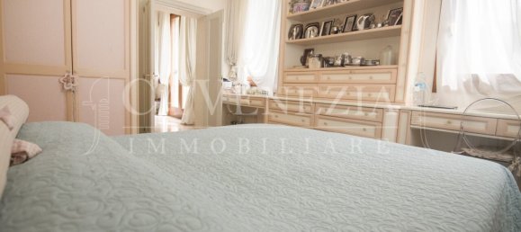 2 bedrooms Villa in Venice, Italy No. 81458 26