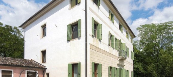 2 bedrooms Villa in Venice, Italy No. 81458 3