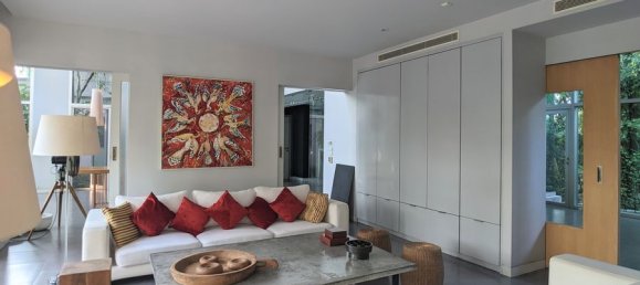 5 bedrooms Cafe / restaurant in Bangkok, Thailand No. 5843 6