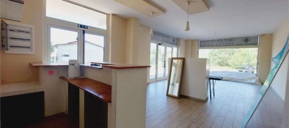260m² Commercial property in Frosinone, Italy No. 29214 18