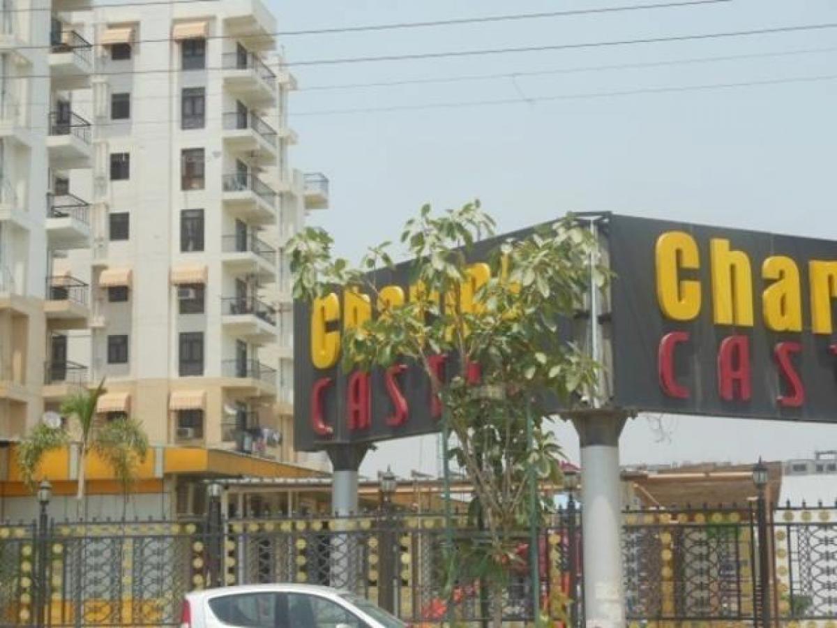 2 bedrooms House in Ghaziabad, India No. 5242