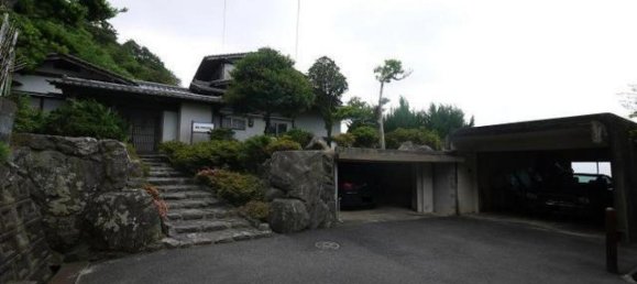 7 bedrooms House in Fukuoka, Japan No. 370 2