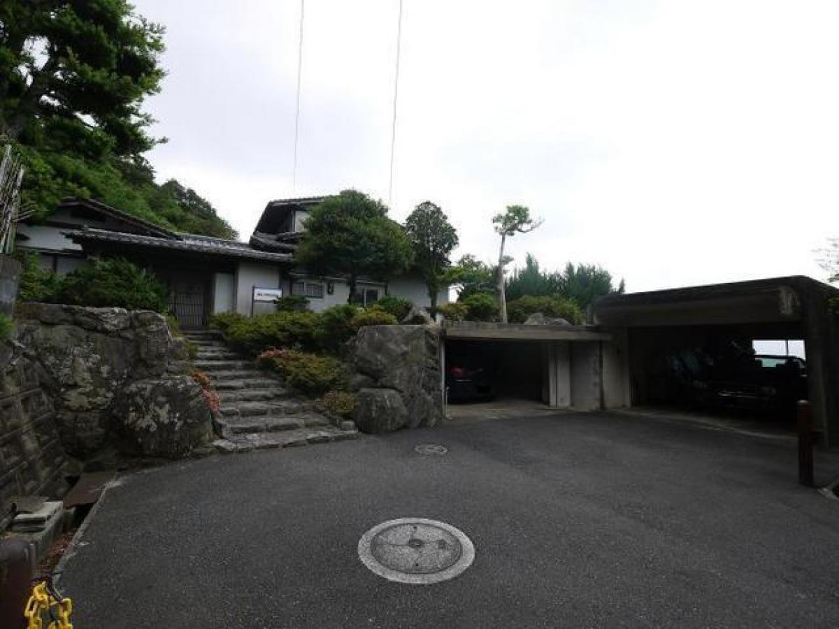 7 bedrooms House in Fukuoka, Japan No. 370