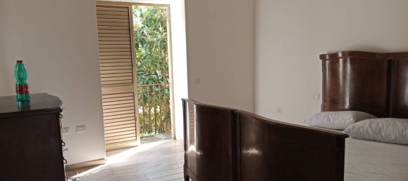 4 bedrooms House in Melizzano, Italy No. 315799 14