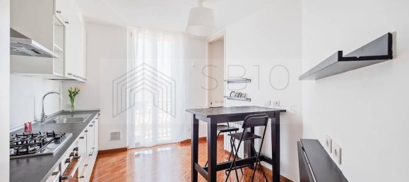 2 bedrooms Apartment in Milan, Italy No. 316911 8