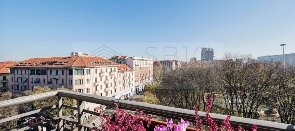 2 bedrooms Apartment in Milan, Italy No. 316911 5