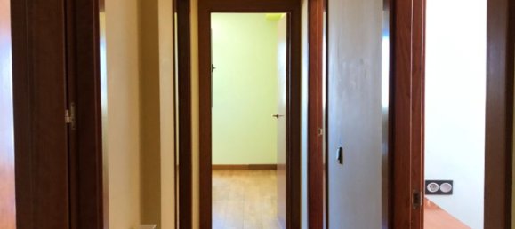 Apartamento de 2 dormitorios en Castellanos de Moriscos, Spain No. 181903 12