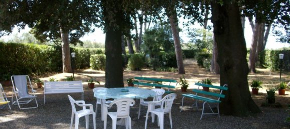 Studio in Cecina, Italy No. 256020 2