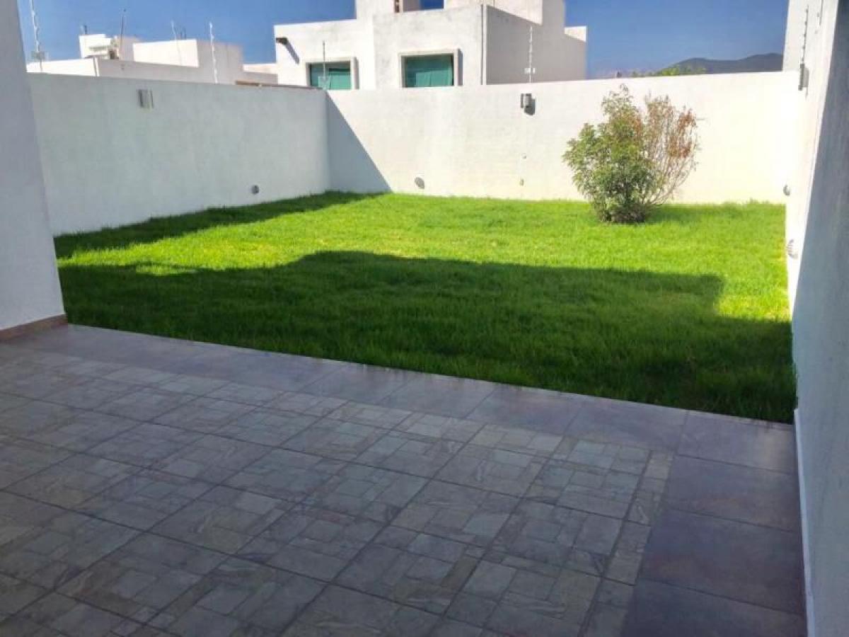 3 bedrooms House in Queretaro, Mexico No. 189295