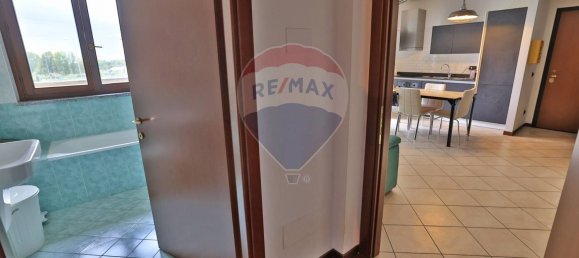 2 bedrooms Apartment in Rho, Italy No. 358035 9